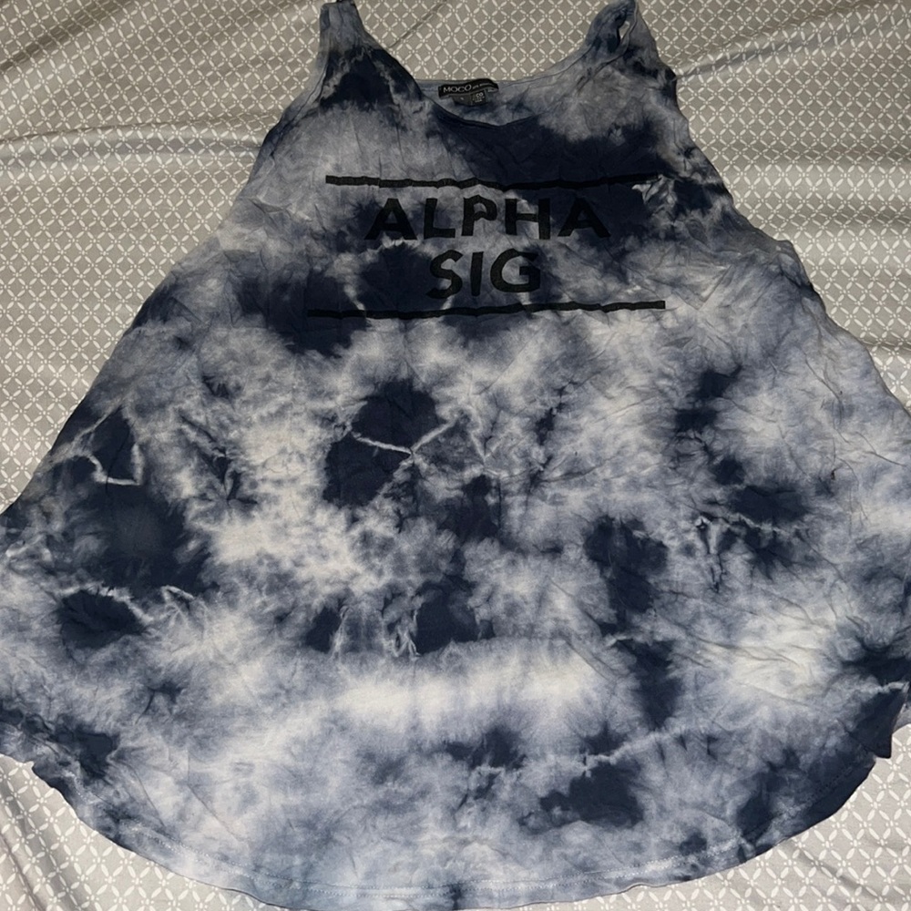 MOCO Los Angeles size S Alpha Sig tank